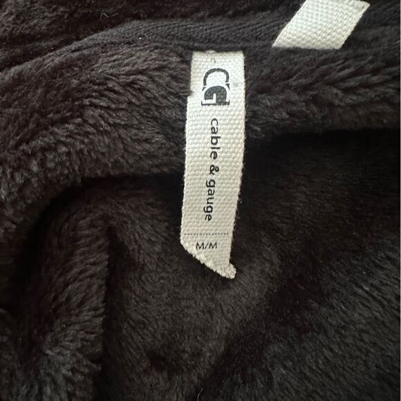 Cable&Gauge Stylish Warm Super Soft Sleeveless Zip Up Faux Fur Vest Size M - Picture 5 of 6